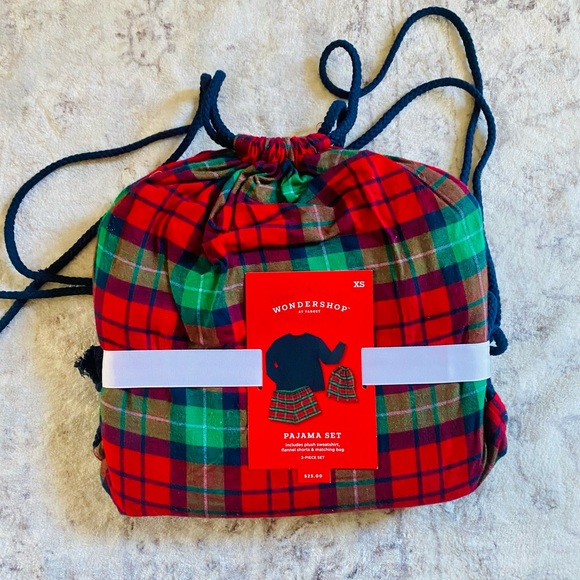 Set of 2 XS pajama bundle - Picture 3 of 6